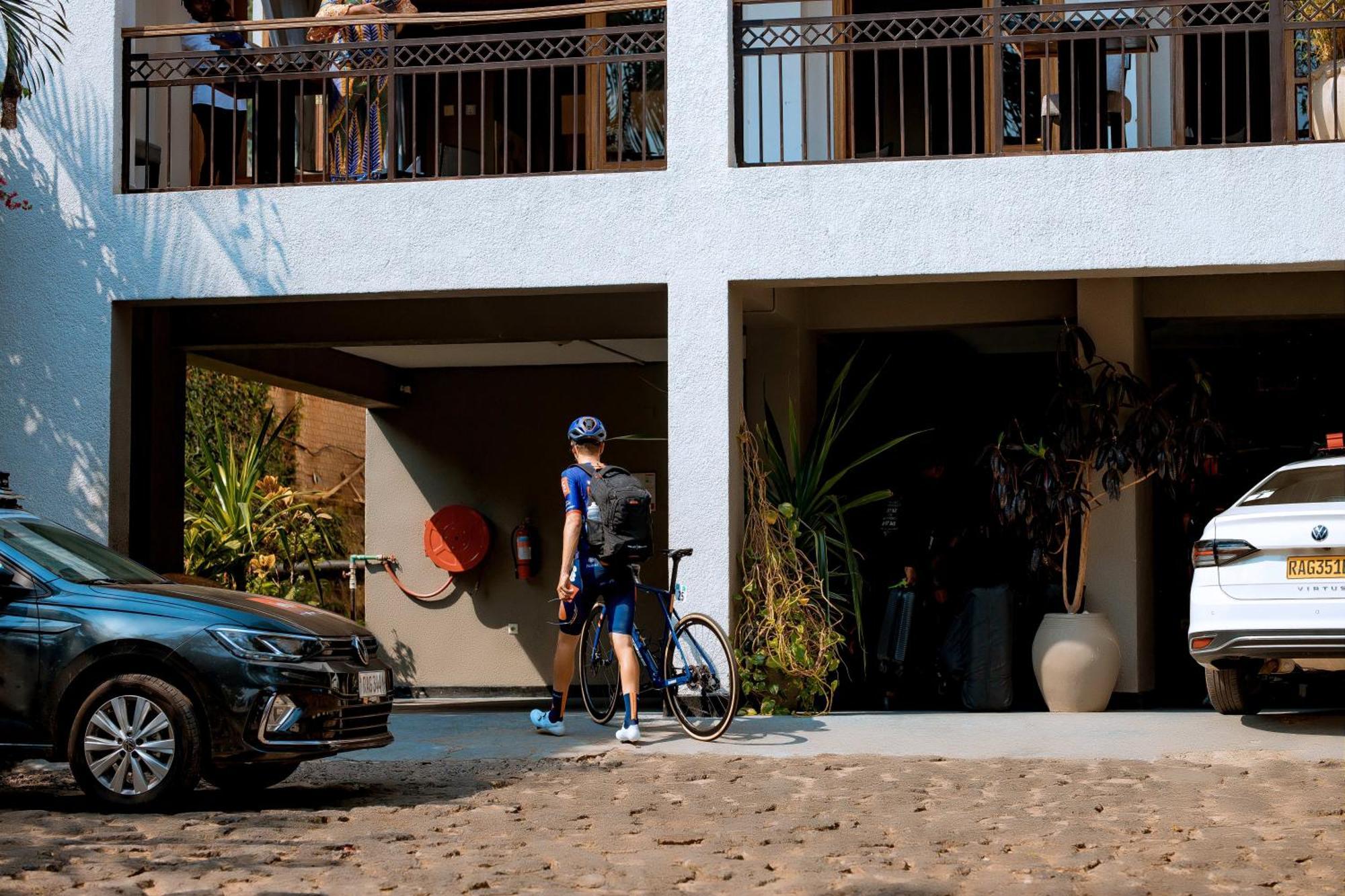 Kivu Hilltop View Resort Gisenyi Exterior foto